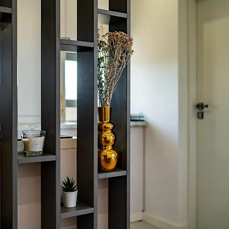 Ferienwohnung Golden View - Breathtaking Location In Bukarest Exterior foto