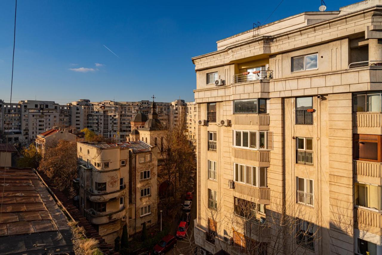 Apartment Golden View - Breathtaking Location In Bukarest