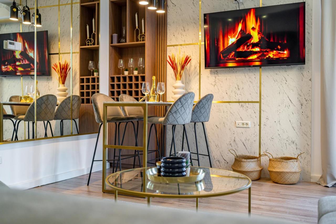 Golden View - Breathtaking Location In