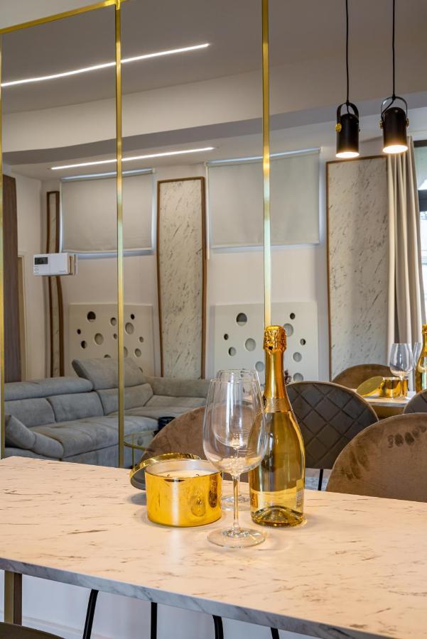 Golden View - Breathtaking Location In Bukarest